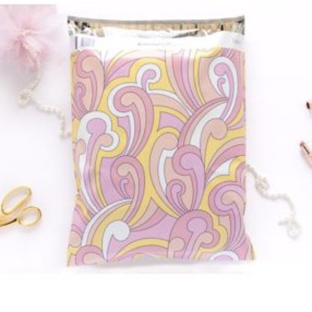 Spring Fling 14x17 Designer Poly Mailers Pack of 25 ~PRICE IS FIRM - Picture 2 of 3
